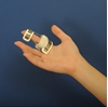 Finger extension splint with spring (C03 ) attēls