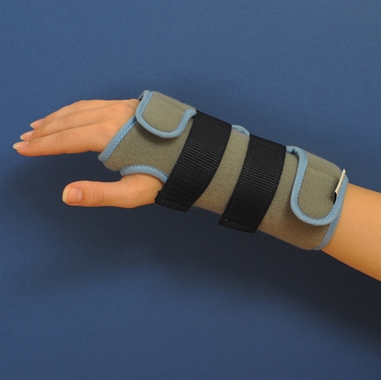 Wrist orthosis with 2 cinch straps (932) attēls